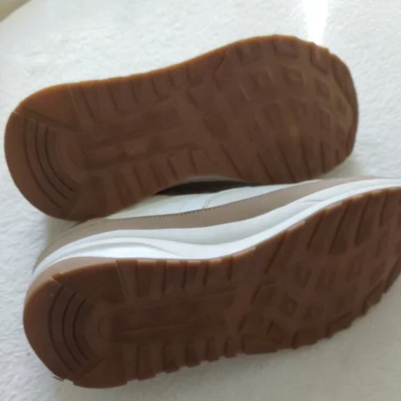 Sneakers 7.5 Wide Tennis Shoes Trainers Wide Fit Cushionaire Memory Foam - Picture 7 of 7